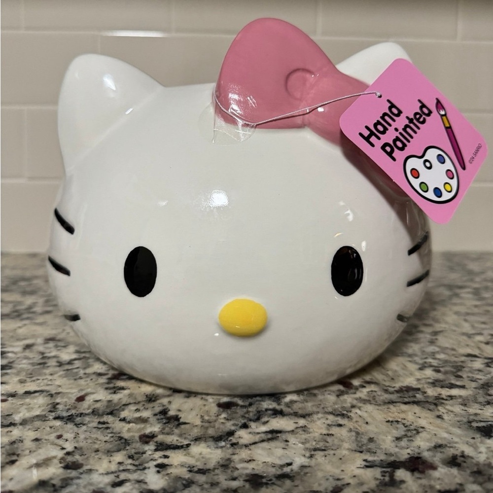 COPY - Hello Kitty Planter. New